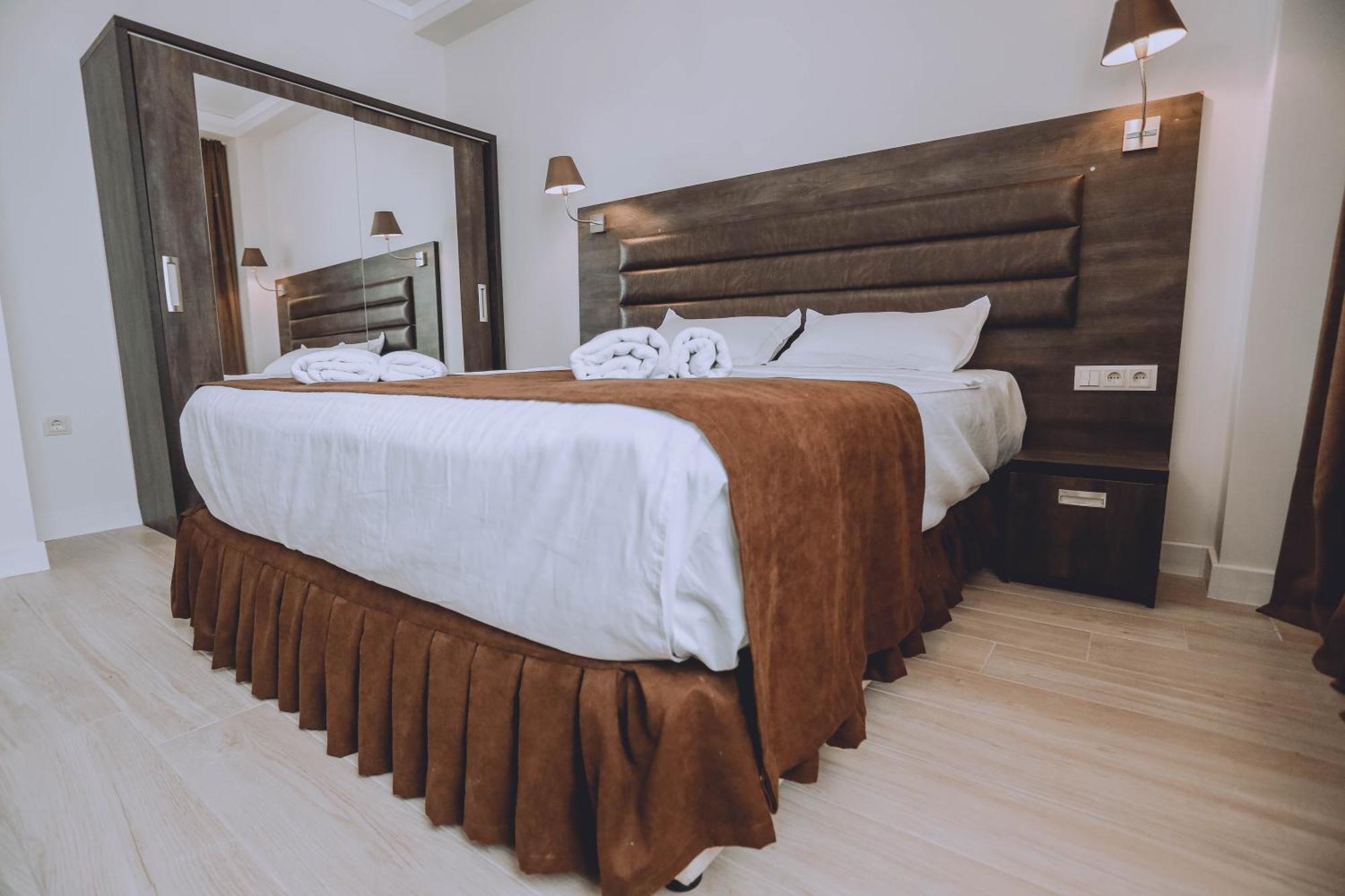 Royal Medis Hotel Батумі Екстер'єр фото