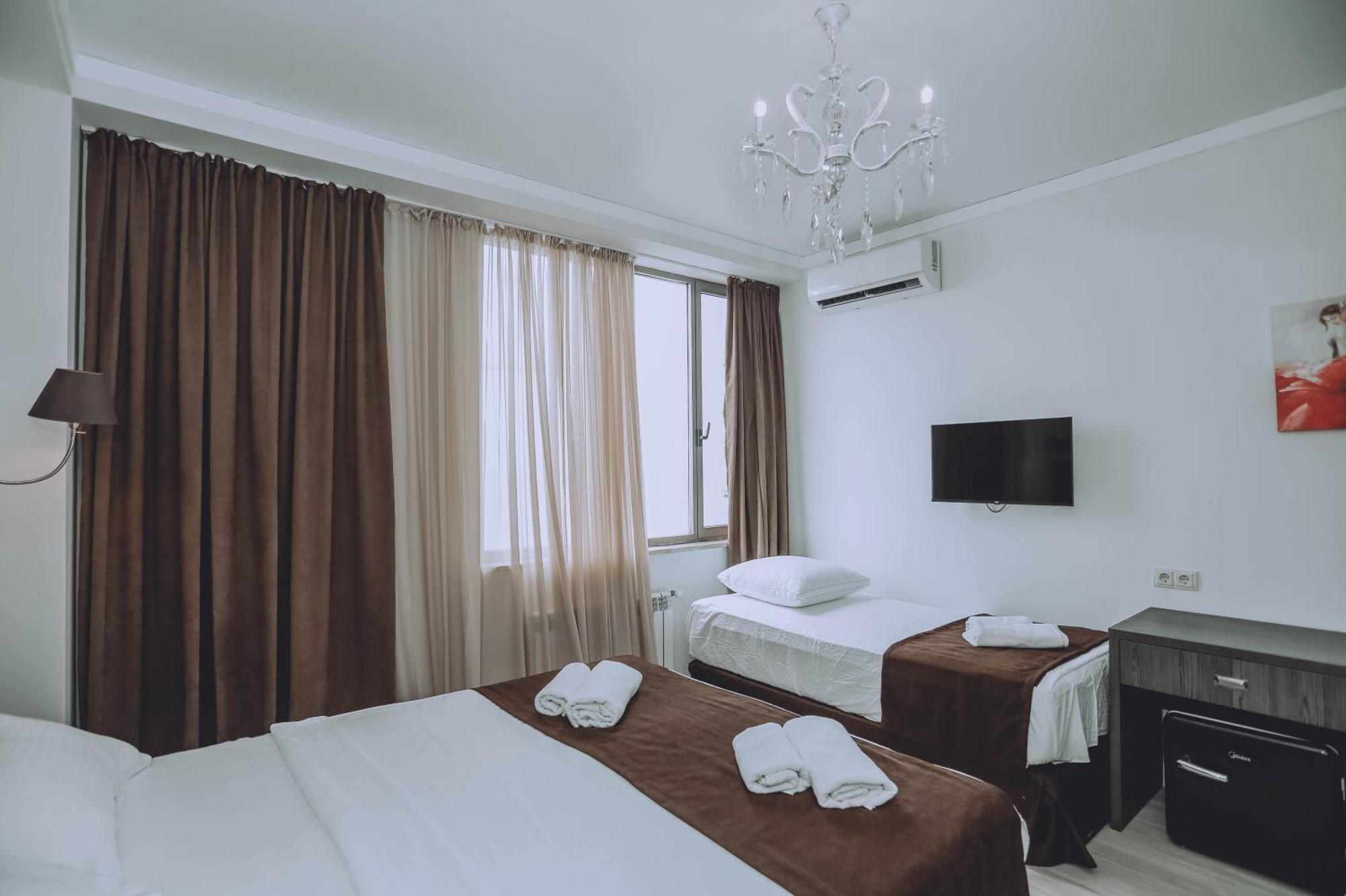 Royal Medis Hotel Батумі Екстер'єр фото