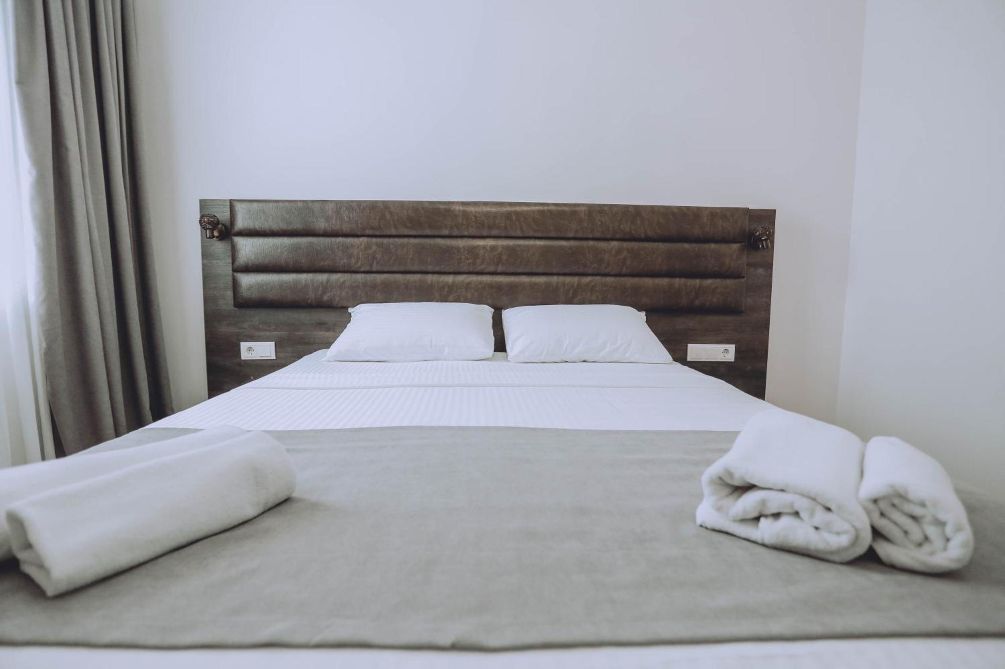 Royal Medis Hotel Батумі Екстер'єр фото