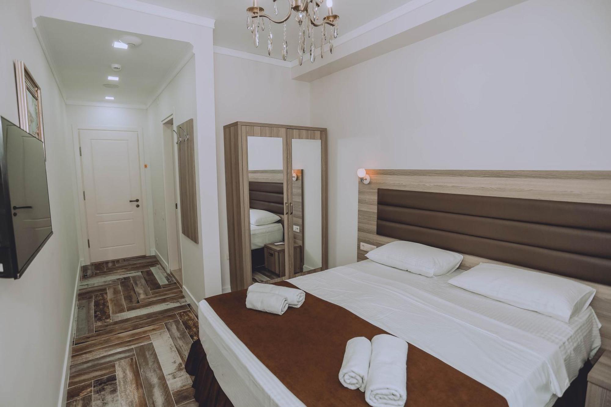 Royal Medis Hotel Батумі Екстер'єр фото