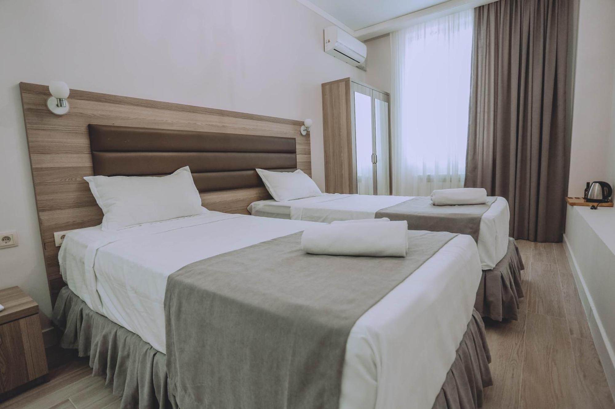 Royal Medis Hotel Батумі Екстер'єр фото