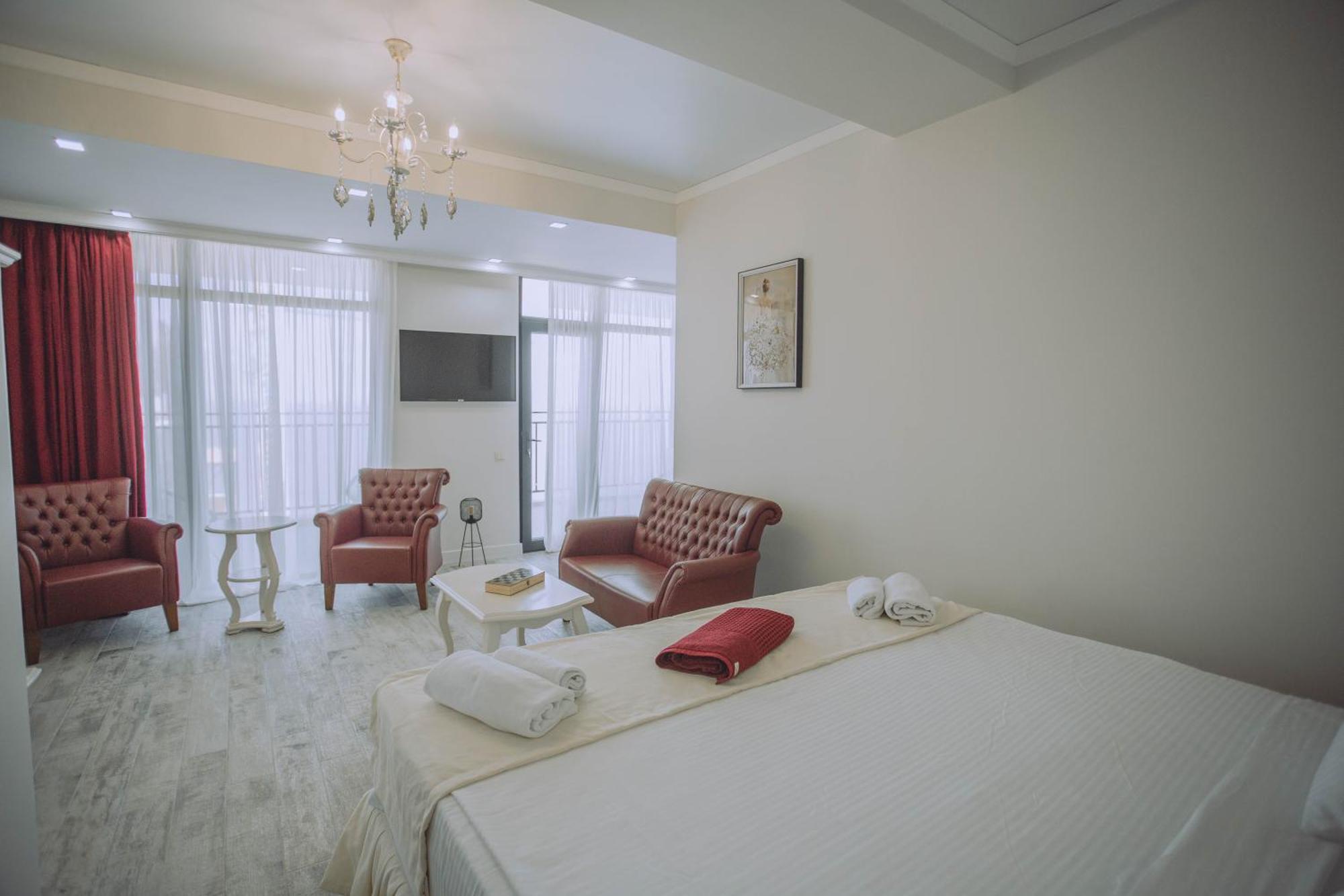 Royal Medis Hotel Батумі Екстер'єр фото