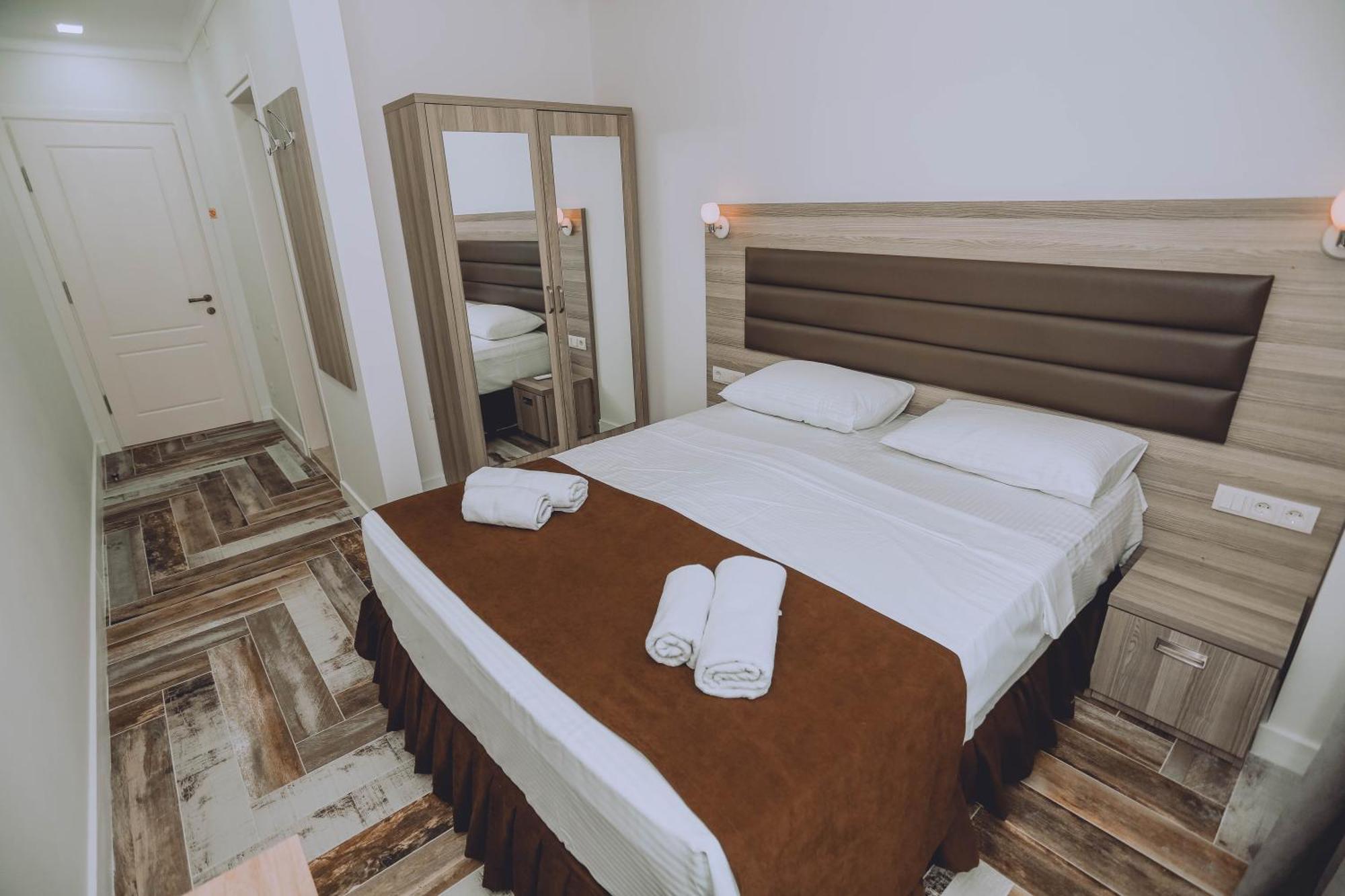 Royal Medis Hotel Батумі Екстер'єр фото