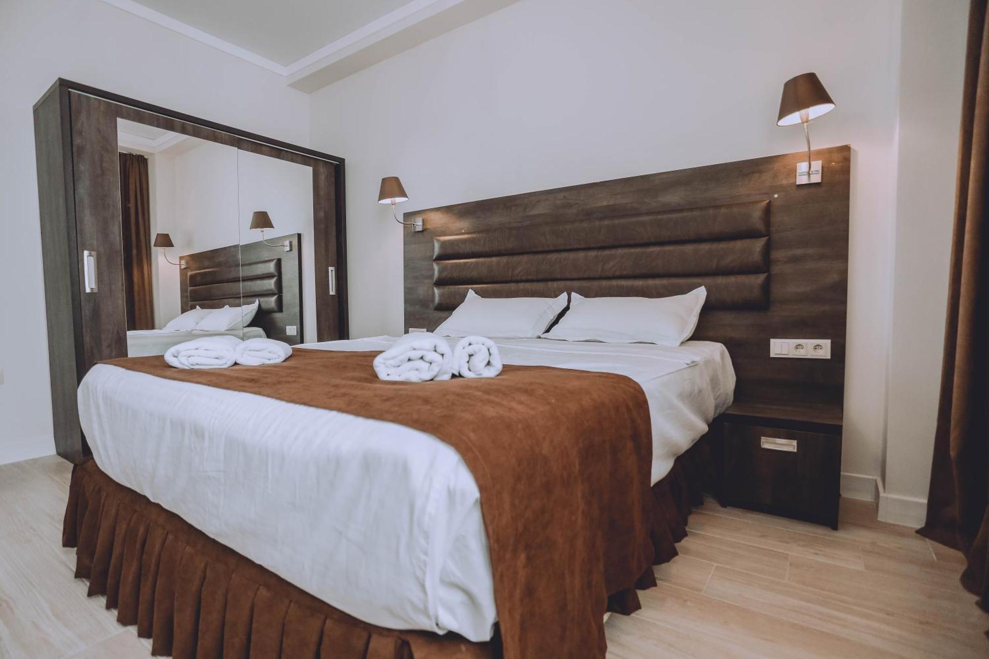Royal Medis Hotel Батумі Екстер'єр фото