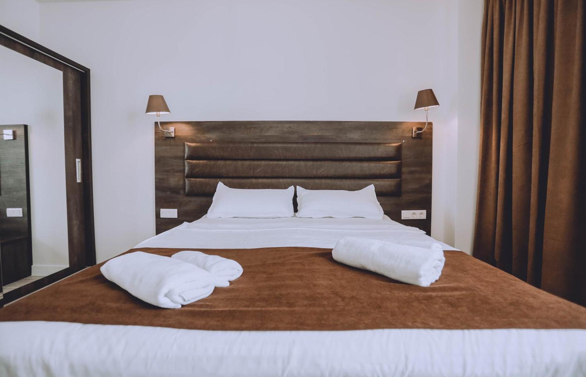 Royal Medis Hotel Батумі Екстер'єр фото