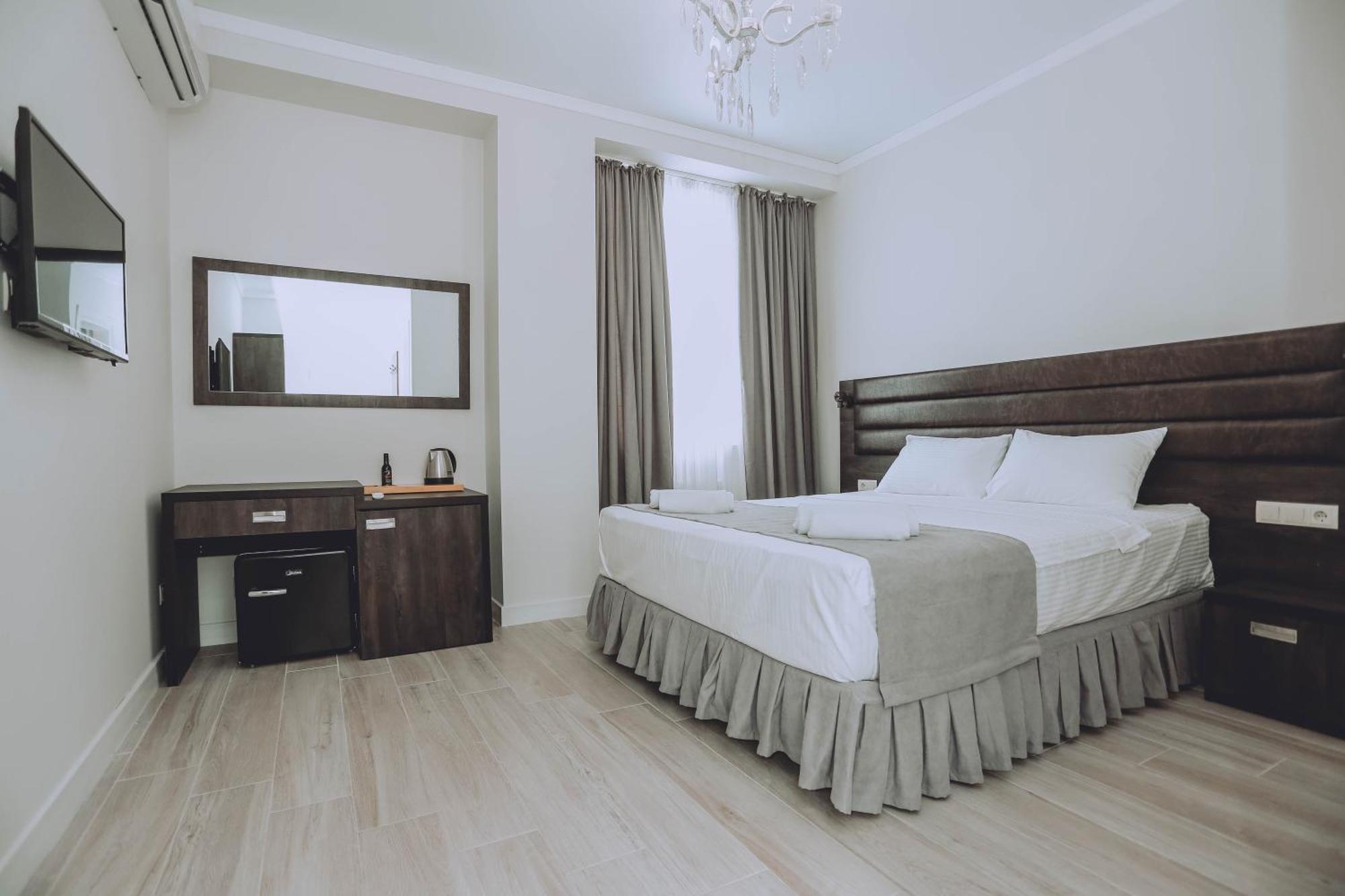 Royal Medis Hotel Батумі Екстер'єр фото