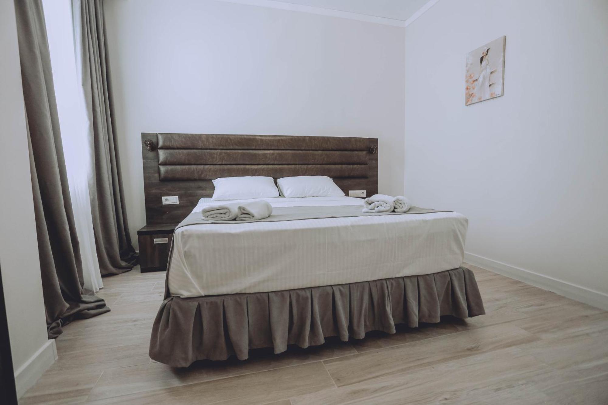 Royal Medis Hotel Батумі Екстер'єр фото